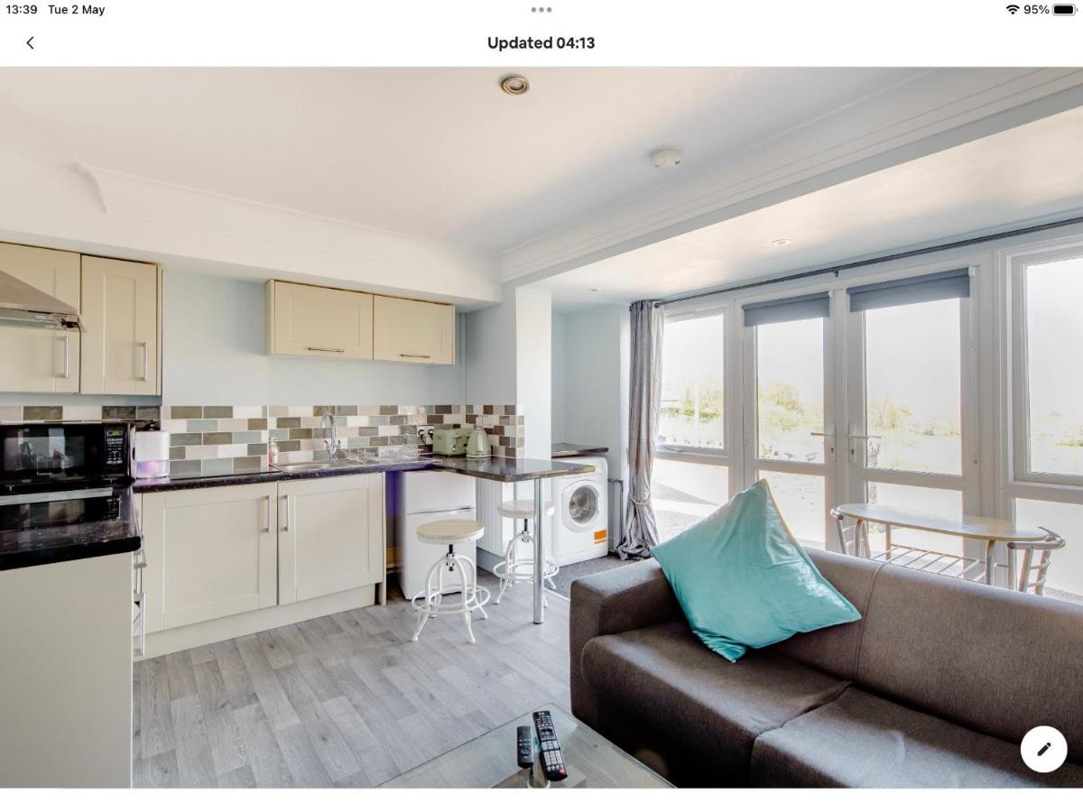 The Copthorne Apartment Colwyn Bay Exterior photo